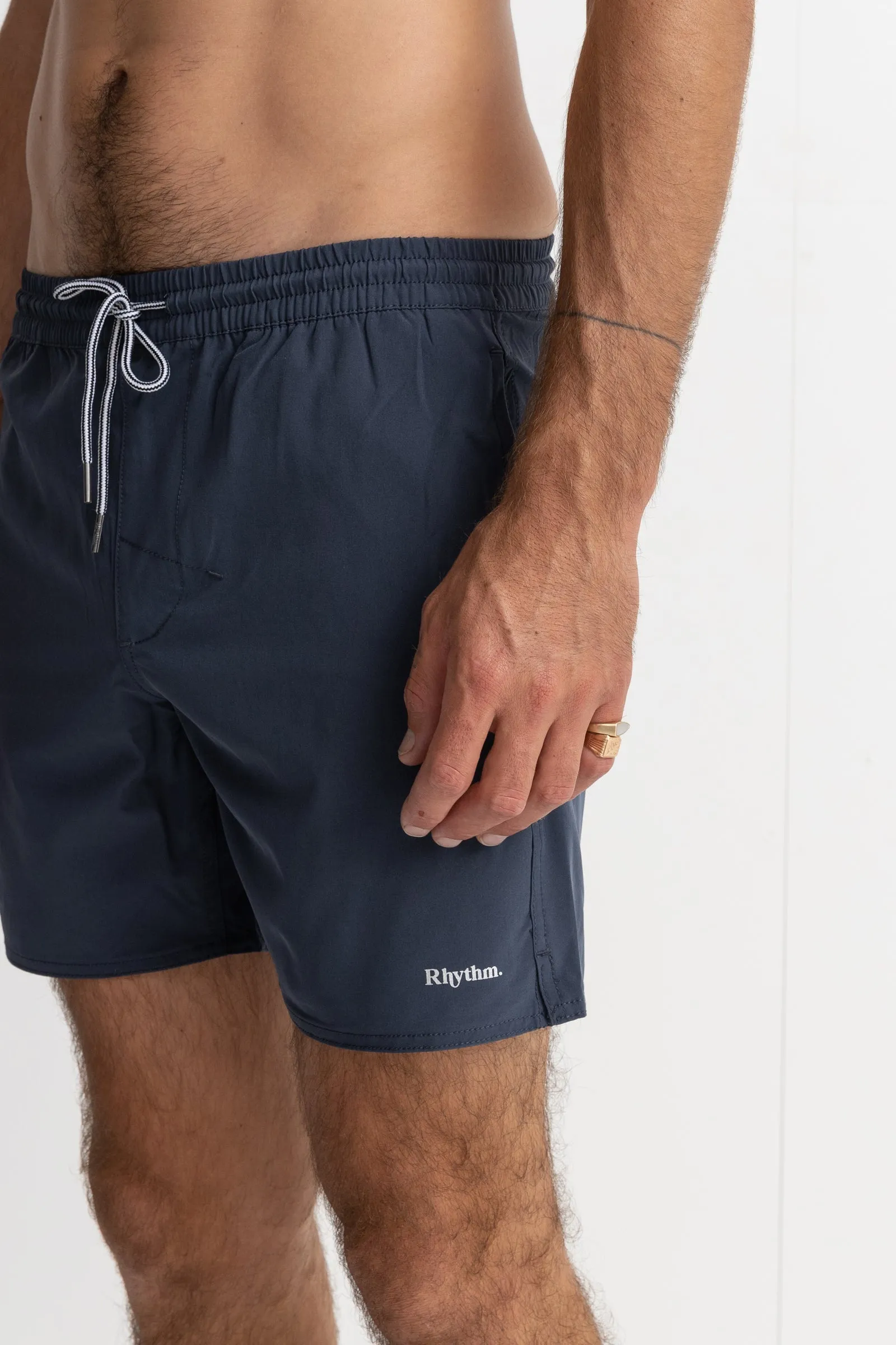 Classic Beach Short Worn Navy