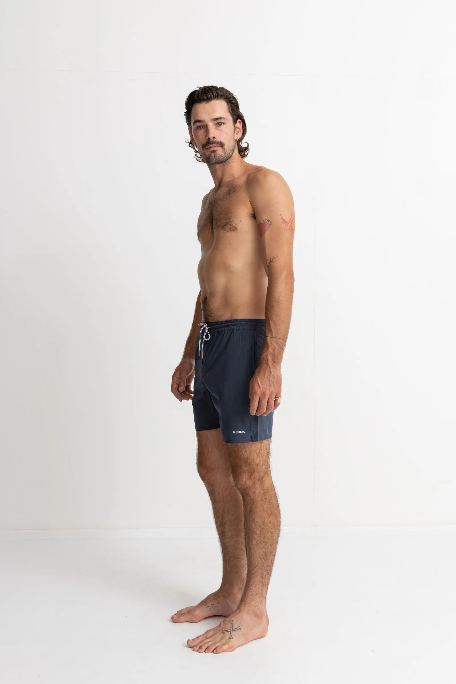 Classic Beach Short Worn Navy