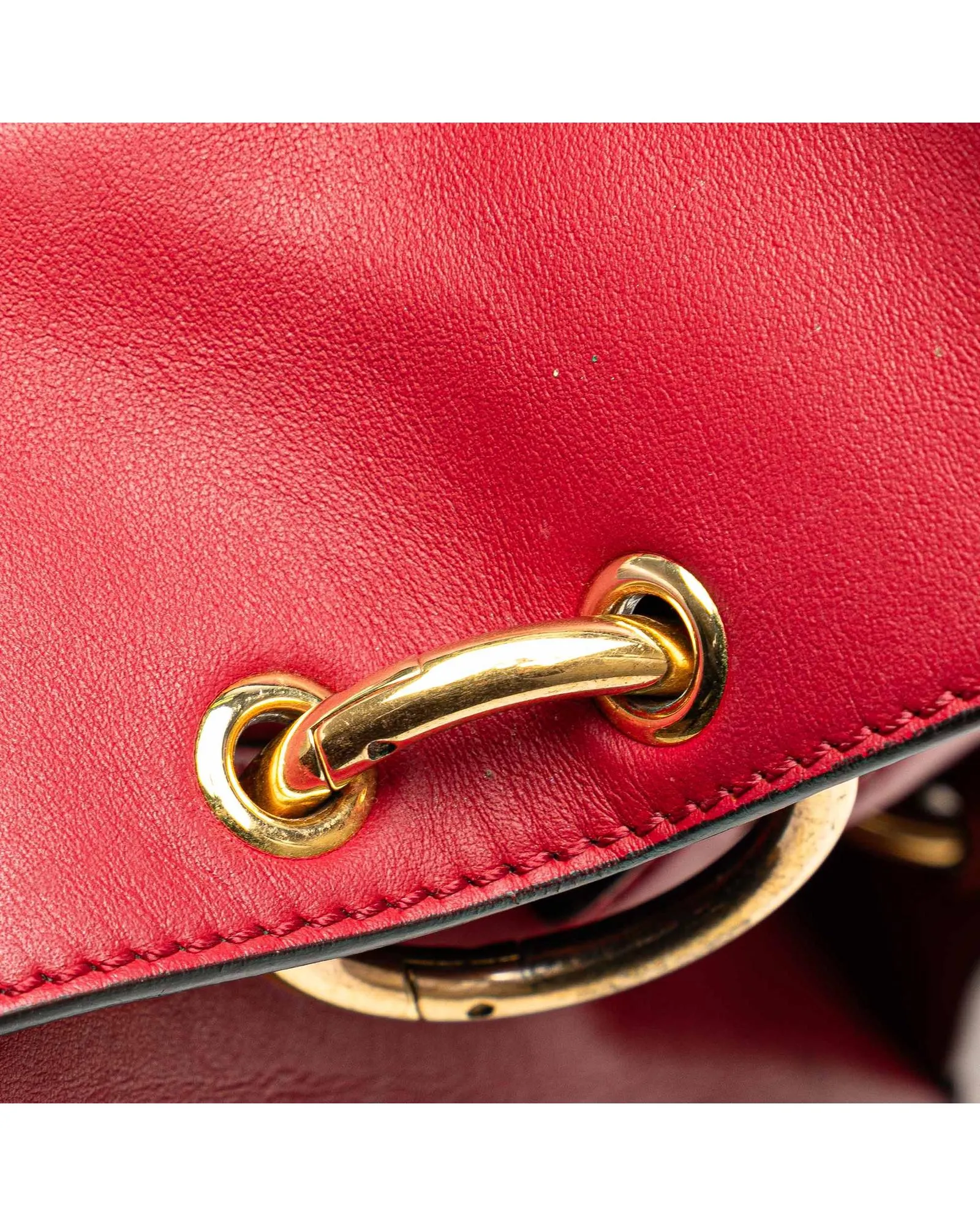 Leather Runaway Satchel with Multiple Pockets