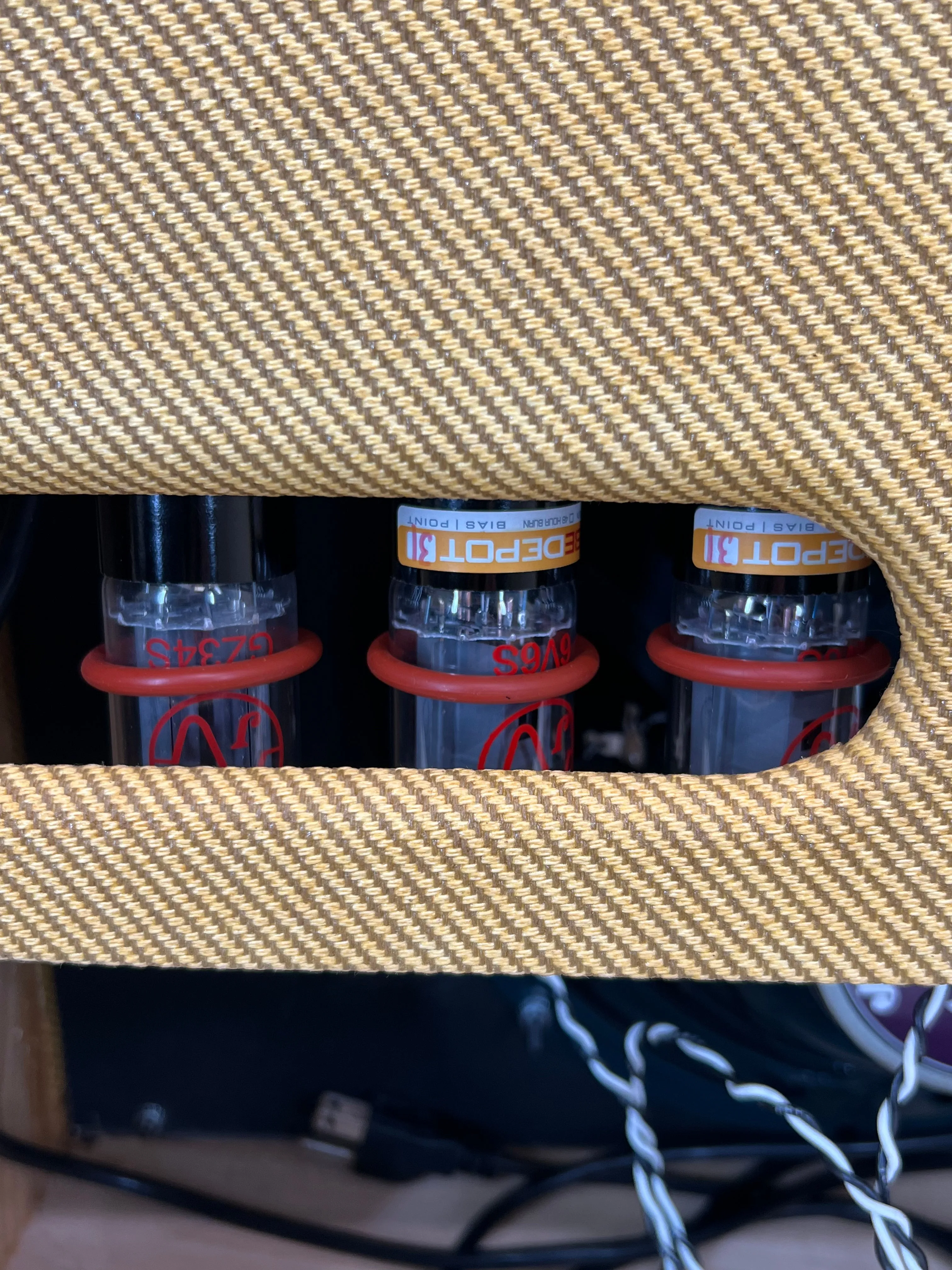 SR Miles Tweed Deluxe