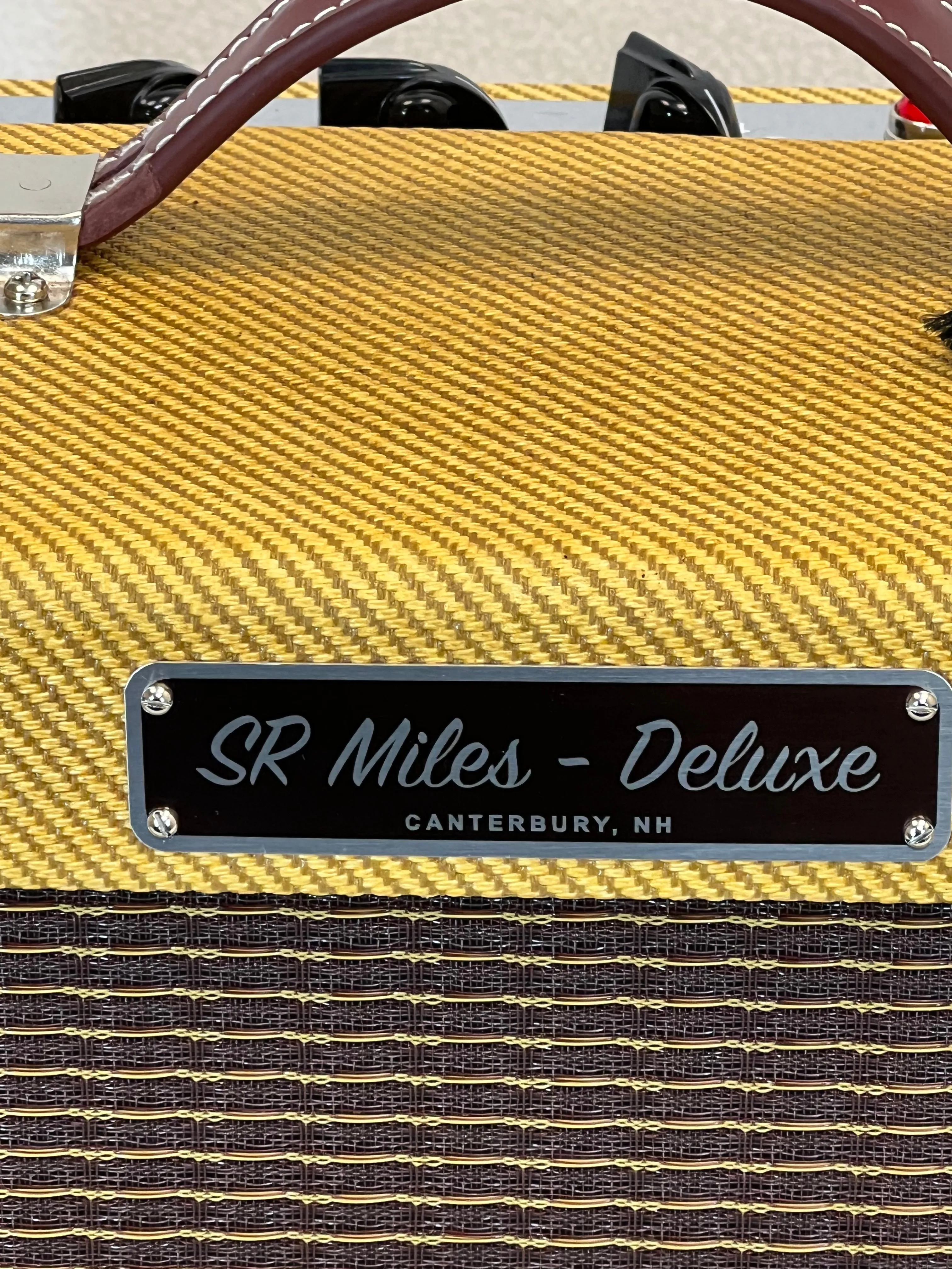 SR Miles Tweed Deluxe