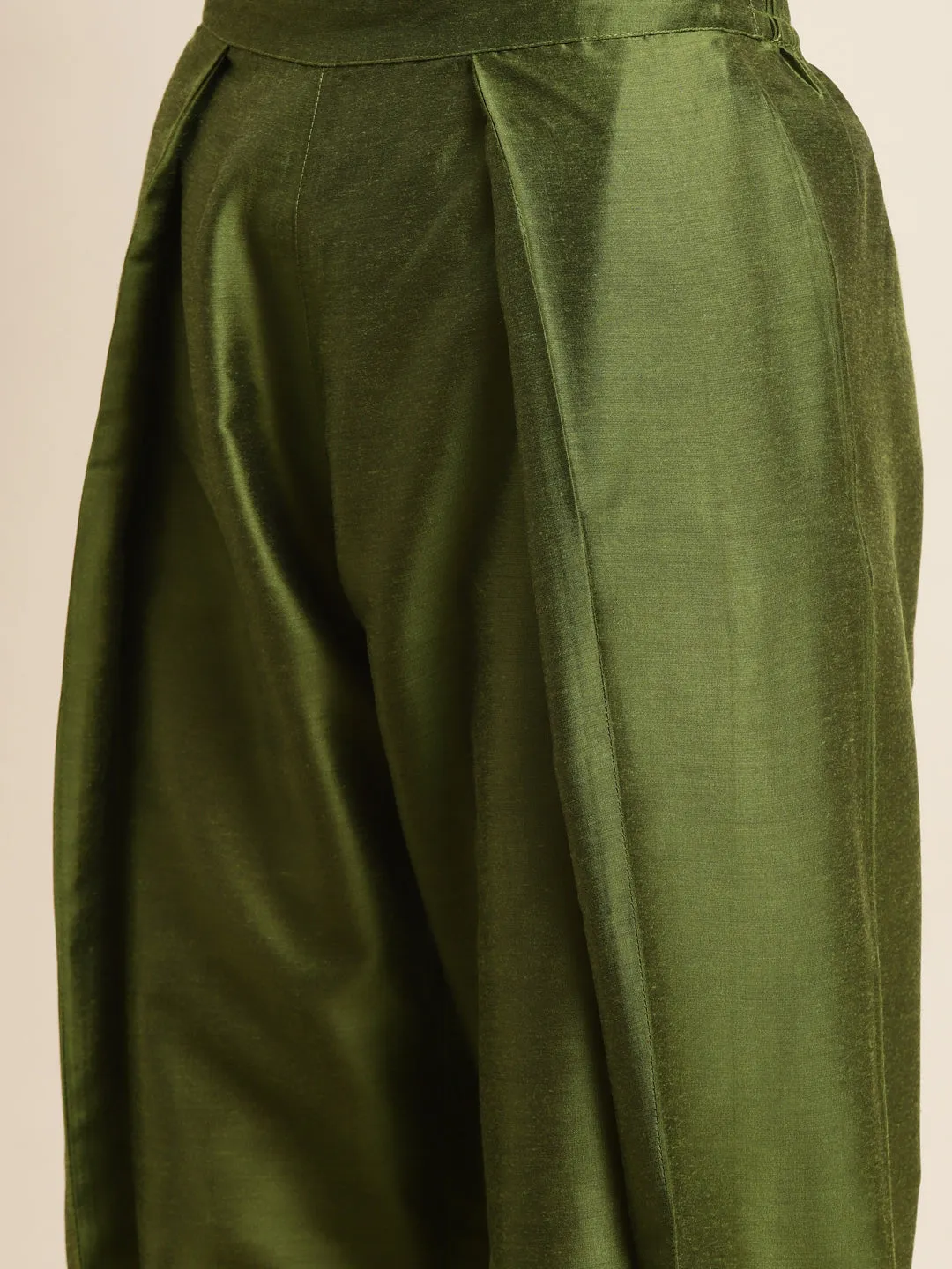 Women Olive Scallop Lace Insert Kurta With Tulip Pants