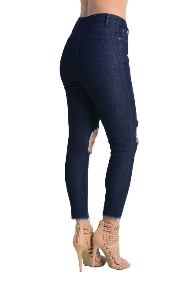 Women's Torn and Frayed Skinny Fit Jeans